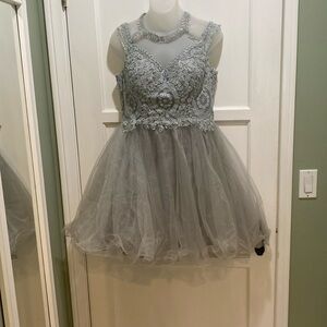 Dancing Queen gray blue party dress x large girls.
